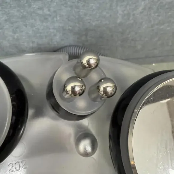 Body Cavitation Slimming System LW-202 3 In 1 - Picture 5 of 8